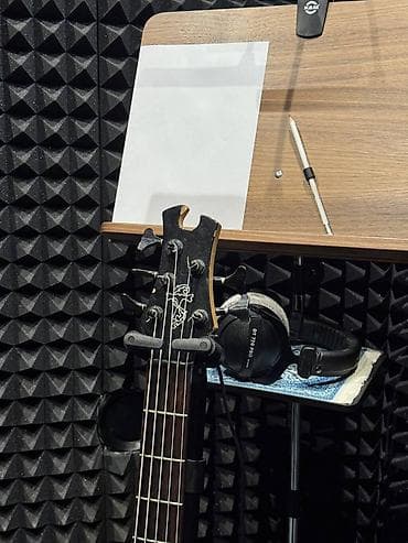 гитаа: Бас‑гитара Epiphone Toby 5‑струнная с кейсом - Корпус: черный — 3