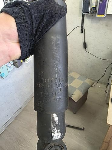 rb1 rb2: Задний амортизатор Toyota Оригинал, Япония — 3
