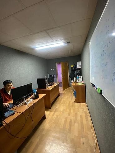 art square: Аренда офисов, 17 м², В административном здании, С отдельным сан узлом, С системой безопасности, С юридическим адресом — 2