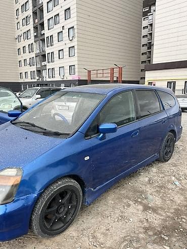 su 7: Honda Stream: 2003 г. — 4