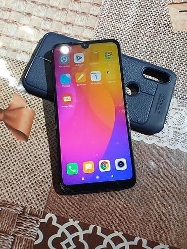 poco c7: Redmi, Redmi 7, Б/у, 32 ГБ, цвет - Черный, 2 SIM — 1