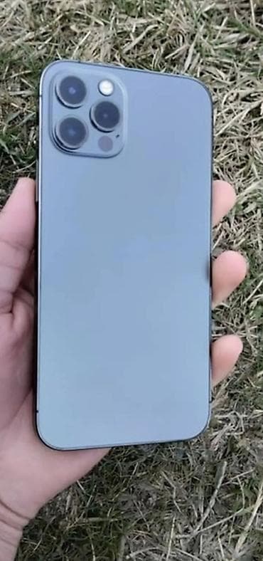 музыка для авто: IPhone 12 Pro, Б/у, 128 ГБ, Графит, Чехол, 78 % — 1