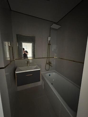 там кж: 🏡 Продаётся 1-комнатная квартира в мкр. Джал-15 📍 Адрес: ул. Султана — 9