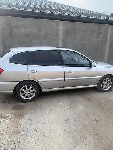 Kia Rio: 2001 г., Бензин, Универсал at lalafo.kg Kia Rio: 2001 г., Бензин, Универсал