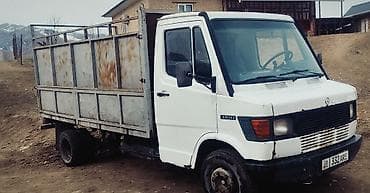 Грузовик, Mercedes-Benz, Стандарт, 3 т, Б/у at lalafo.kg Грузовик, Mercedes-Benz, Стандарт, 3 т, Б/у
