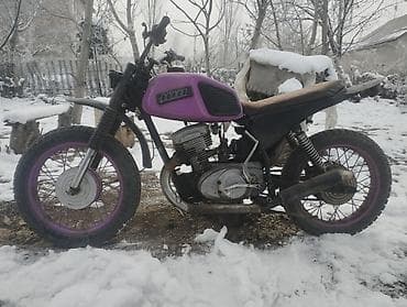 Мотоциклы: ИЖ Планета.Не на ходу!Продам на запчасти.Цена:22'000 сом — 5