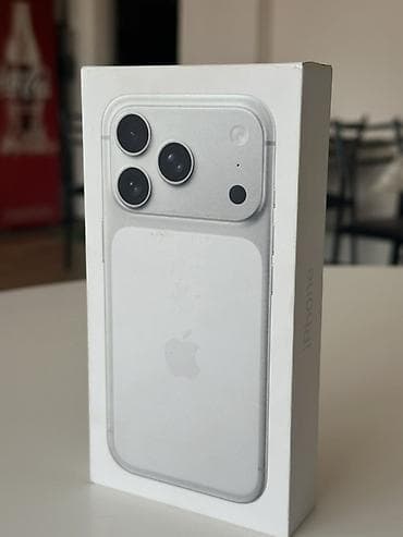 чехлы хр: IPhone 17 Pro — фирменная коробка - Модель: iPhone 17 Pro (указано на — 2