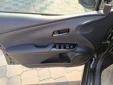 запчасти приус прайм: Toyota Prius: 2019 г., 1.8 л, Гибрид, Хэтчбэк — 7