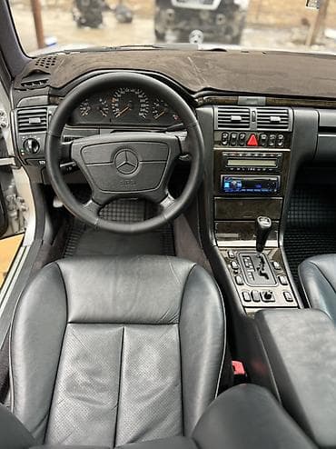 e60 m5: Mercedes-Benz E-Class: 1998 г., 4.3 л, Автомат, Бензин, Седан — 9