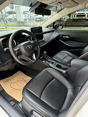 карол: Toyota Corolla: 2019 г., 1.8 л, Вариатор, Гибрид, Седан — 8