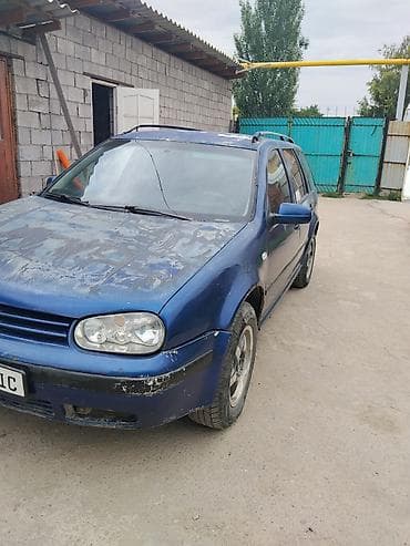 Унаа: Volkswagen Golf: 2001 г., 1.6 л, Кол менен иштөөчү, Бензин, Универсал — 1