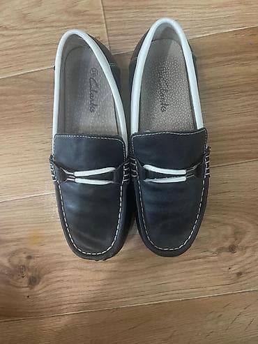 clarks обувь: Лоферы, 34, Clarks, Б/у, цвет - Черный — 1