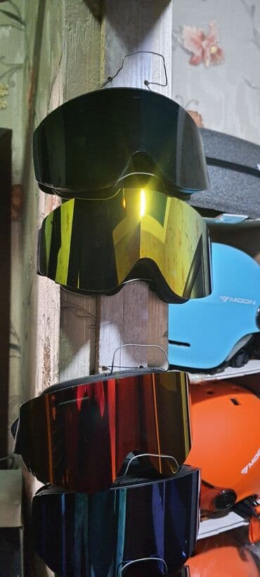 настольный теннисная ракетка: Ботинки для сноуборда Burton размер 43. 44. цена 10т. лыжные ботинки — 28