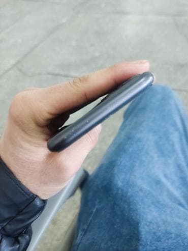 iphone 11 pro max: IPhone 11, Черный — 5