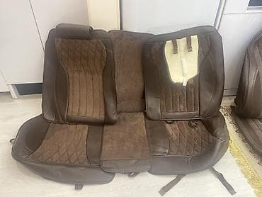 mers eshka: Чехлы Экокожа, С подушкой, Mercedes-Benz — 3