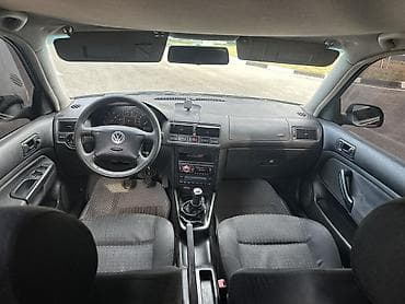 Унаа сатуу: Volkswagen Golf: 2002 г., 1.6 л — 10