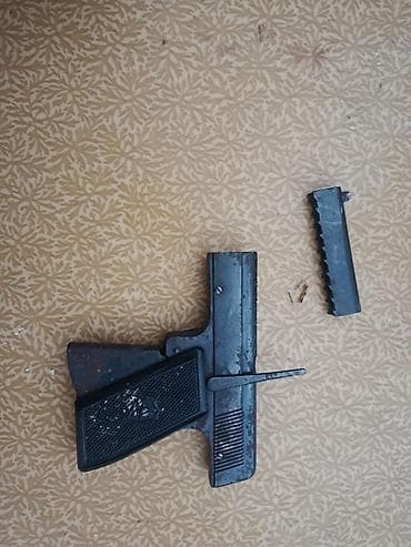 набор для вскрытия авто: Стартовой шумовой пистолет-спл -1 из металла Особенности: - Корпус — 1