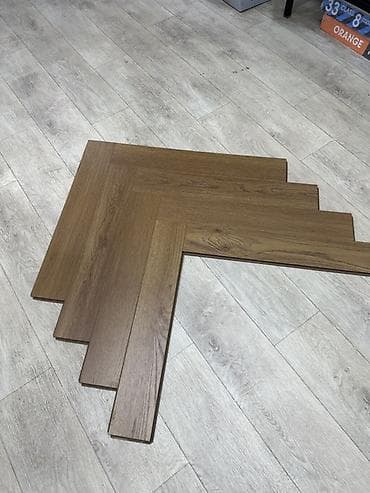 для елки: Ламинат «ёлочка», дуб средний Толщина 12мм класс32 фирма wood expert — 1
