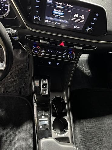 matiz 2013: Hyundai Sonata: 2021 г., Автомат, Бензин, Седан — 10