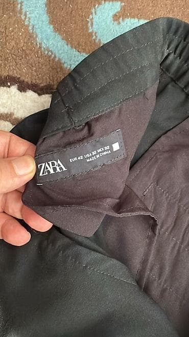 Куртки: Продаю штаны Zara Стильные и удобные штаны от Zara новые Размер: 44 — 1