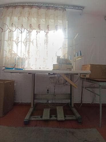 скупка швейный машынки: Г. Каракол продаю. Швейная машина все работает отлично. 1) - 20000сом — 7