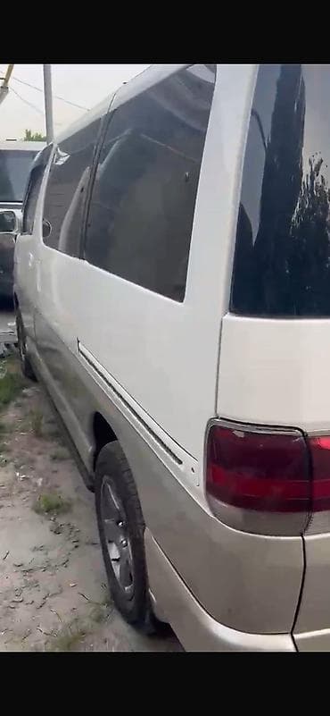 toyota hiace: Toyota Regius: 1999 г., 3 л, Автомат, Дизель, Минивэн — 6