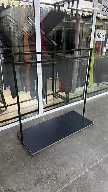 часы декор: Продается новое зеркало- 1 штук, 3500 сом Кронштейн - 2 штук, 5000 — 6