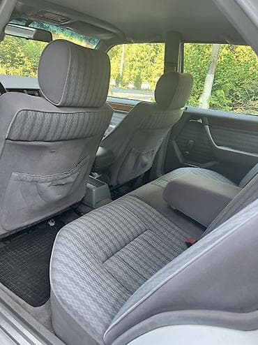 Продажа авто: Mercedes-Benz W124: 1992 г., 2.3 л, Автомат, Бензин, Седан — 5