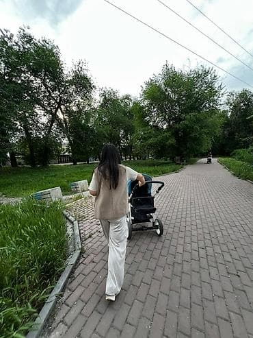 Коляски: Детская коляска люлька Bebetto (логотип на накидке), цвет — 9