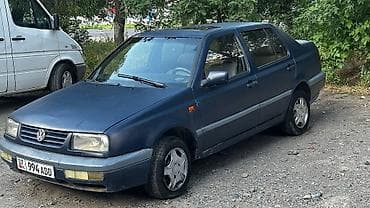 плафон венто: Volkswagen Vento: 1993 г., 1.8 л, Механика, Бензин, Седан — 7
