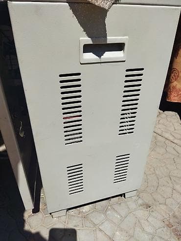 Внутренняя отделка: Стабилизатор напряжения, Однофазные — 4