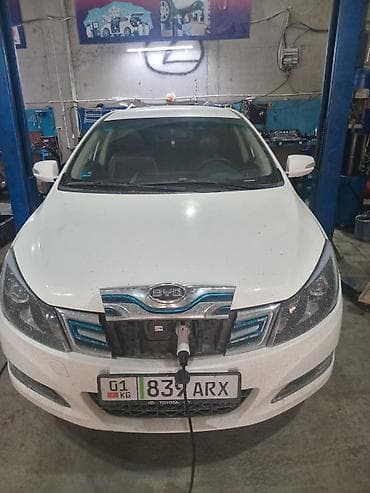 BYD Qin: 2019 г., Автомат, Электромобиль, Седан