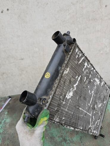 радиатор фольксваген поло: Радиатор охлаждения двигателя Volkswagen Polo 2, 1985г.в. Оригинал — 10