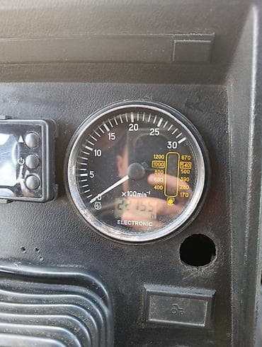 тяговый акумулятор: Трактор Беларус (МТЗ) 892, Свежа. Прегнаний Из Беларуси .Без — 6