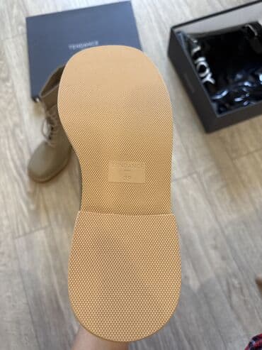 женская модельная обувь больших размеров: Ботинки, 39, Новый, цвет - Бежевый, Самовывоз, Бесплатная доставка — 3