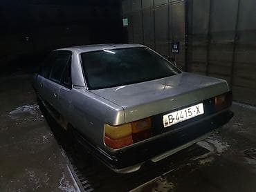 чехол кий: Audi 100: 1989 г., 2.3 л, Ручные, Бензин, Седан — 2