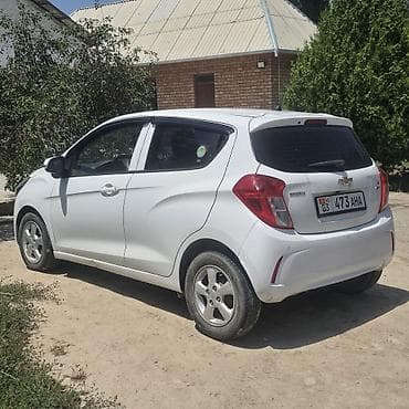 митсубиси спес стар: Chevrolet Spark: 2017 г., 1 л, Автомат, Бензин, Хэтчбэк — 3