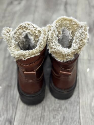 обувь больших размеров бишкек: Кроссовки, 36, 38, Zara, Новый, цвет - Коричневый, Платная доставка, Самовывоз — 4