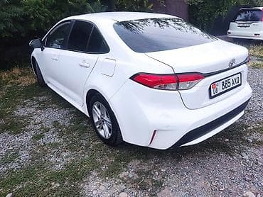 Toyota Corolla: 2021 г., 1.5 л, Автомат, Бензин, Седан — 6