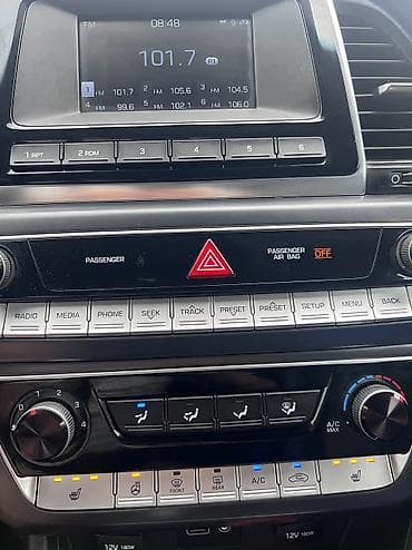 Транспорт: Hyundai Sonata: 2017 г., 2 л, Автомат, Газ, Седан — 7