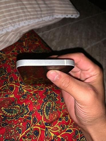 нужен фотограф: IPhone 12, Белый — 6