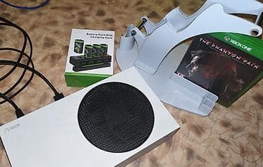 Продам Xbox Series S на 512 GB В комплекте 1 Оригинальный джойстик