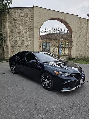 электро машине: Toyota Camry: 2019 г., 2.5 л, Автомат, Бензин, Седан — 2