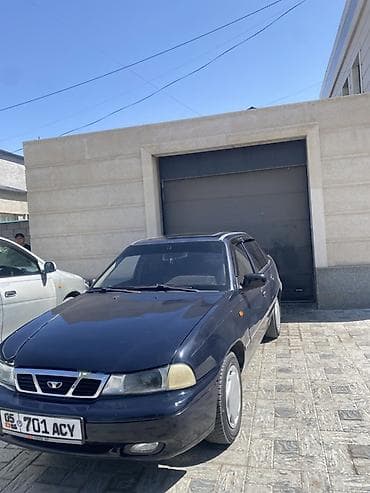 Daewoo Nexia: 2004 г., 1.6 л, Механика, Бензин, Седан