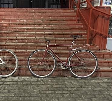 Транспорт: Фикс/Городской велосипед с прямой рулевой посадкой и жесткой вилкой — 1