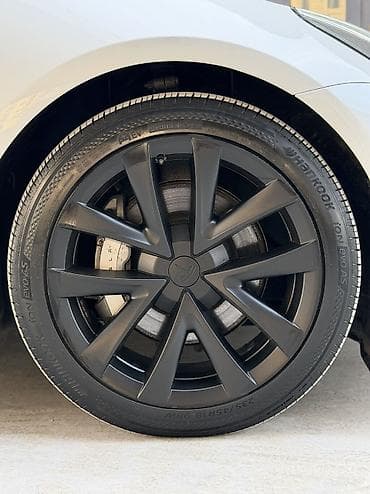 tesla model x: Tesla Model 3: 2020 г., Электромобиль — 9