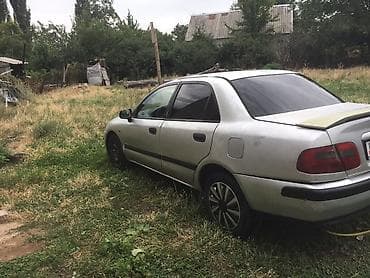 kia sit: Mitsubishi Carisma: 2000 г., 1.6 л, Механика, Бензин, Седан — 4