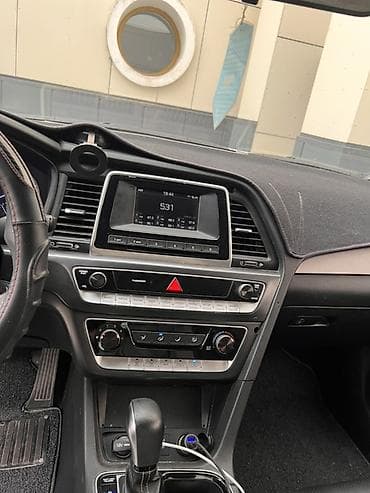 byd e2 2022: Hyundai Sonata: 2019 г., Седан — 8