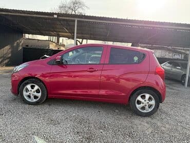 срочно продаю в связи с переездом: Chevrolet Spark: 2019 г., 1 л, Вариатор, Бензин, Хетчбек — 4