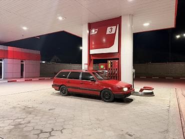 lada car: Volkswagen Passat Variant: 1993 г., 1.8 л, Ручные, Бензин, Универсал — 1